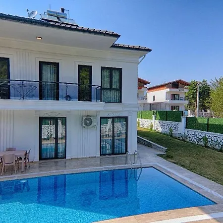 Uezuemlue Star Villa *