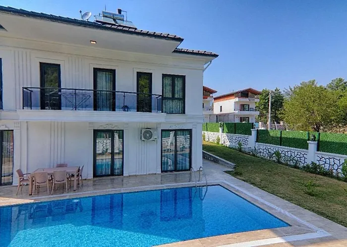 Uezuemlue Star Villa *